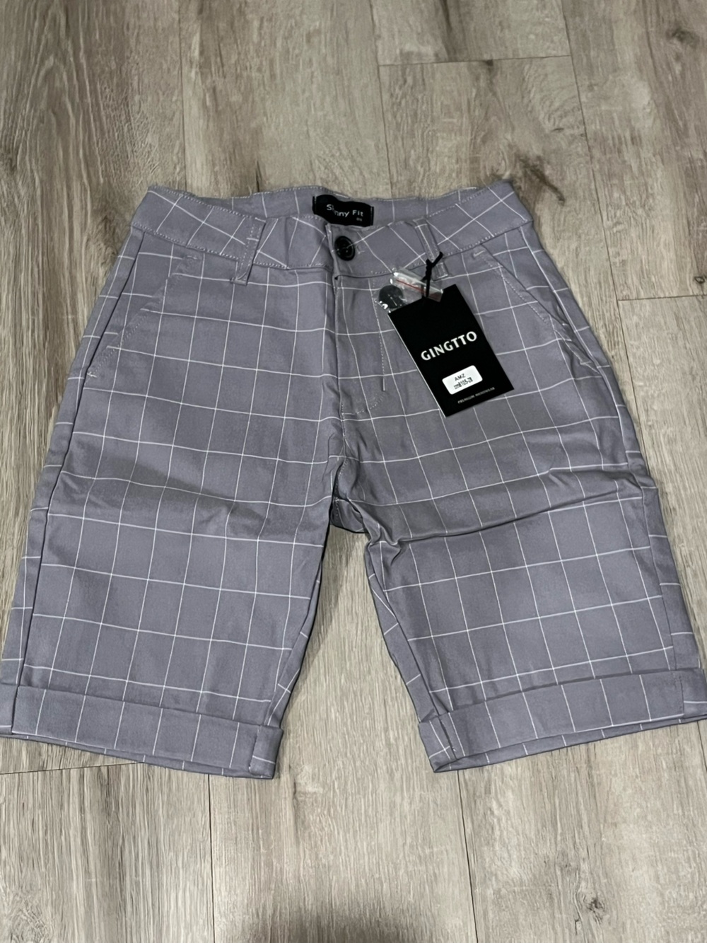 Gingtto Men’s Gray Windowpane Flat Front Shorts